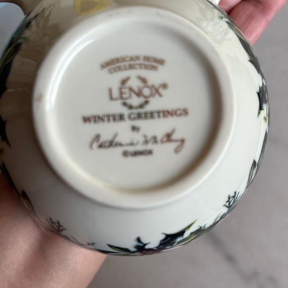New lenox winter greetings 3-Section
Condiment server candy dish - Picture 7 of 8